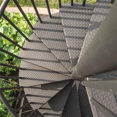 China Modern Home Decorative Spiral Staircase / Cast Iron Spiral Staircase Netting for sale