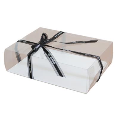 China Recyclable Hot Selling Letter Cake Box Ins Style Rectangle Transparent Cake Box for sale