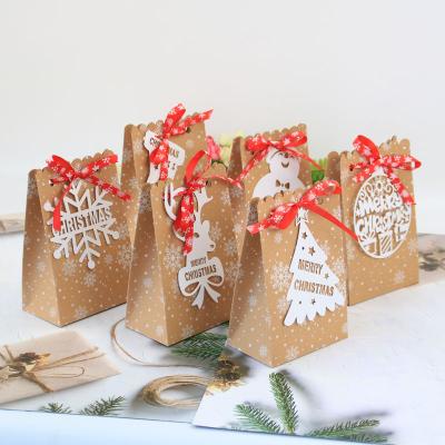 China Recyclable Christmas Kraft Paper Snowflake Paper Bag Kraft Candy Bag Snowman Moose Jars Christmas Cards for sale