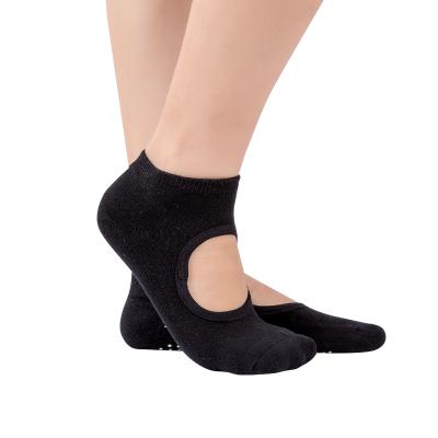 China Black Logo QUICK DRY custom non slip sock for yoga, yoga socks for women non slip for sale