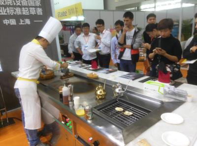 China Multifunctional Combi Teppanyaki Grill Table with Soup Stove and Barbecue Grill for sale