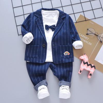 China Autumn Stripe Dress Suits For Boys Formal Popular Children's Formal Suits Sets Bowtie Boys Dress Suits Te koop