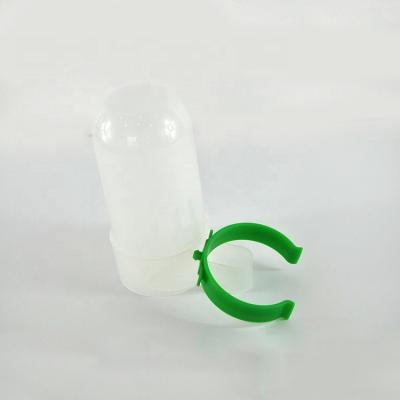 China Sustainable Multifunctional Plastic White Dual Function Drinking And Feeding Device 850ml for sale