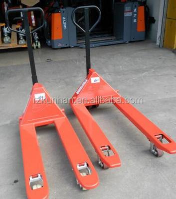 China Metal+PU CE Certificate Hydraulic Manual Hand Pallet 2.5 Ton Truck With Weight Scale for sale