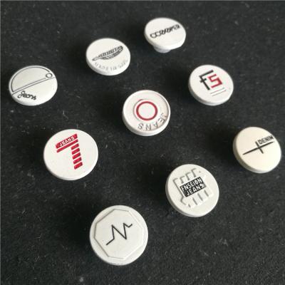 China 2021 viable new style multi color metal buttons material buttons for jeans manufacturer for sale