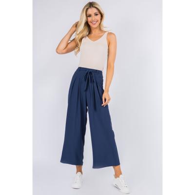 China 2022 Spring Summer Casual Women Solid Color Wide Leg Cropped Pants Smooth Touching Pants With Belt for sale