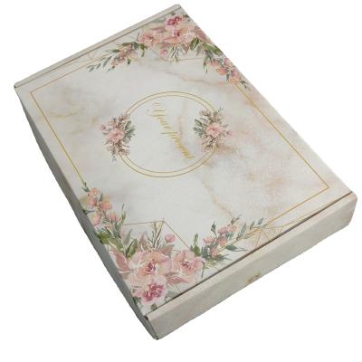 China Handmade popular printed paper boxes packaging boxes corrugated custom shipping boxes for clothing shoes for sale