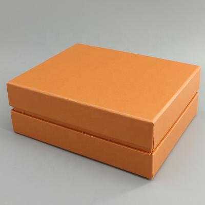 China Recycled Materials Custom Printing Luxury Clothing Packaging Box Lid And Base Gift Box Cardboard for sale