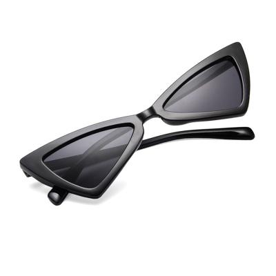 China 2021 New Super Stylish Fashion Promotional Women's Sunglasses for sale