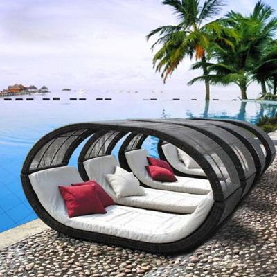 China Modern Weave Rattan Bed Leisure Outdoor Courtyard Sun Bed Outdoor Garden Lounger Balcony Pool Beach Bed Rattan for sale