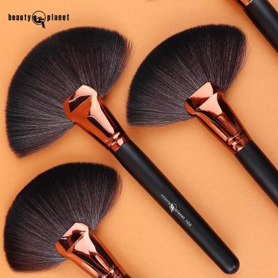 China PLANET Logo Facial Big Powder Fan Customized Professional Simple Portable Fan Brush BEAUTY Sweep For Highlight Nylon Hair Makeup Brush for sale