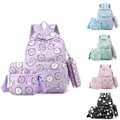 China Mochila fresca Mochila versátil Mochila de escuela secundaria Oso dibujo animado Mochila de impresión de gran capacidad Bolso escolar para estudiantes en venta