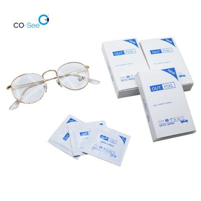 China OEM Factory Anti Fog Glass Optics Unique Single Disposable Cleaning Glass Wet Wiping Paper Cloth for sale