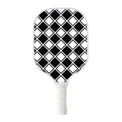 China Lightweight New Design Outdoor Pickleball Paddle Usapa Approved Carbon Fiber Pickleball Paddle for sale