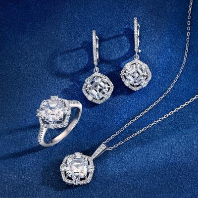 China Fashionable Large Diamond Bridal Zircon Set Set Sterling Silver S925 Micro Earring Necklace Ring Ring Three Piece Set for sale