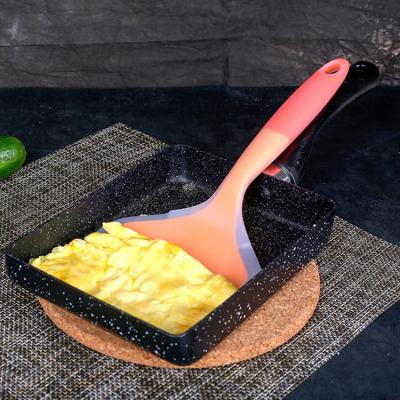 China Viable High Temperature Resistant Non-stick Kitchenware Tamagoyaki Omelet Pan Turners Silicone Spatula Kitchen Utensils for sale