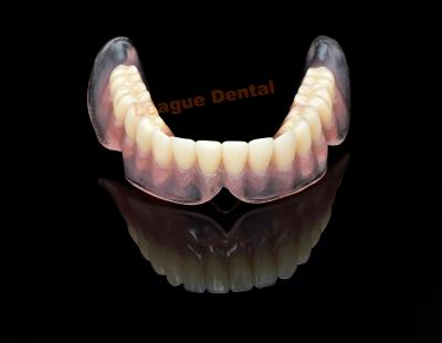 China Apariencia natural Dentadura completa En forma de herradura Dentadura parcial flexible Solución de sonrisa en venta