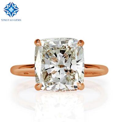 China Fashion 18K Rose 2carat Gold Cushion Cut Moissanite Engagement Ring for sale