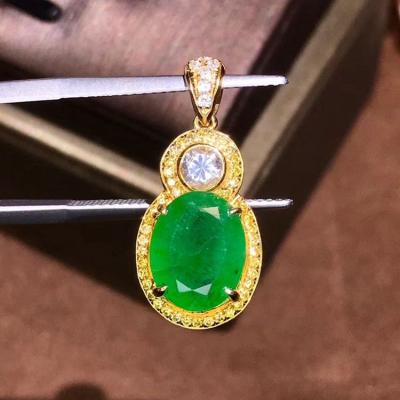 China Classic Jewelry 18k Gold Classic Style Natural Green Pendant Necklace Not Included Chain for sale