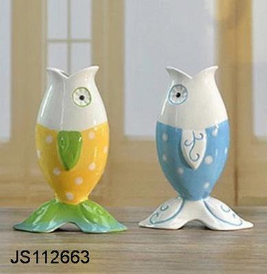 China Sustainable Fish Tableware Salt And Pepper Shakers Ceramic Salt Rack for sale