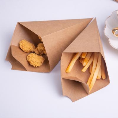 China Disposable Custom Disposable Fast Food Triangle Snacks Wrapping Paper French Fries Cone With Sauce Tray for sale