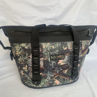 China Camouflage Waterproof 100% Waterproof Tote Bag Cooler for sale