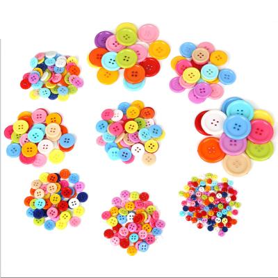 China Viable Factory Made Multi Sizes Resin Tiny Decorative Button for sale