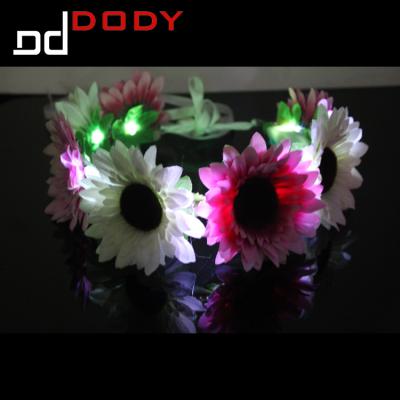 China Best Selling Artificial Flower Led Flashing Light Up Flower Garlands Wreath for sale