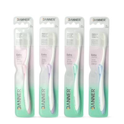 China Disposable dental care for the whole family, adult manual toothbrush with ultra soft bristles, whiten teeth for sale