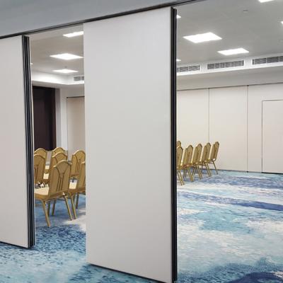 China Guangzhou Meeting Room Partition Wall Portable Mobile Conference Room Traditional Acoustic Folding Functional Folding Panel for sale