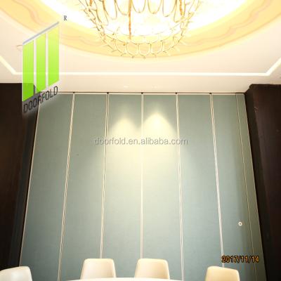 China Commercial Furniture Folding Partition Wall For Restaurant Folding Panels For Room Dividers Collapsible Partition for sale