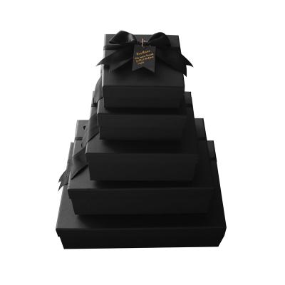 China Black Biodegradable Cardboard Paper Luxury Gift Packaging Boxes for sale