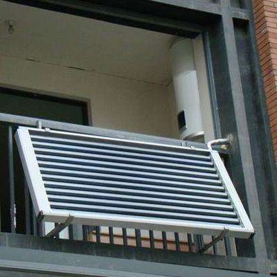 China Domestic hot water FTG vacuum tube heat exchanging solar water heater balcony pressurized split solar water heater for sale