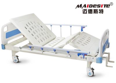 China 250KG Load Capacity Manual Hospital Bed For Clinic Easy Maintenance for sale