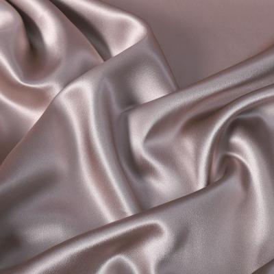 China Exquisite 30mm heavy 113cm durable skin friendly 100% pure silk fabric for robe pajamas for sale