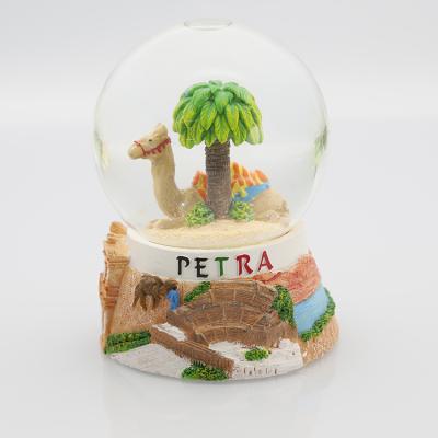 China Hand Made 80mm Water Ball Diameter Souvenir Snow Globe for sale