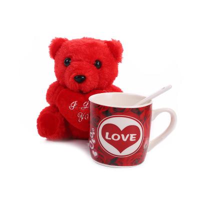 China Viable Newcomer Wholesale Valentines Day Mug Set 2022 Coffee Tea Couples Cups Valentines Day Sublimation Luxury Ceramic Mug for sale