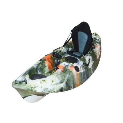 Chine 2.7M Adultes Canoë Kayak Assis sur le dessus de la pêche en plastique Kayak de mer 20kg/44lbs NON gonflable à vendre