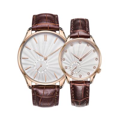 China Classic Minimalist Auto Date Quartz Watch Couple Casual Simple Wristwatches Elegant Lovers Quartz Watch for sale