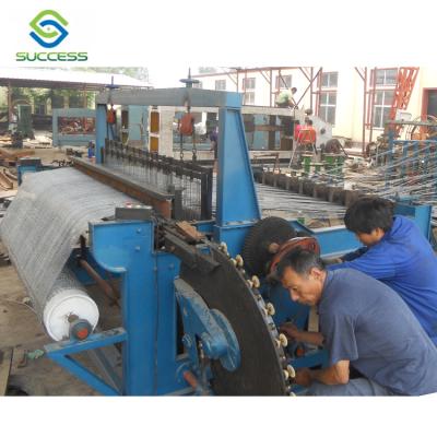 China Easy to Operate Latest Design Full/Half Automatic Crimped Wire Mesh Machine (Wire Diameter: 2.0-6.0mm) for sale