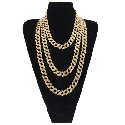 China Cool Hiphop Dylam Hiphop Iced Out Chains Chains Crystal Gold Plated Cuban Necklace Men's Cuban Link Alloy Zircon Women's Chains for sale