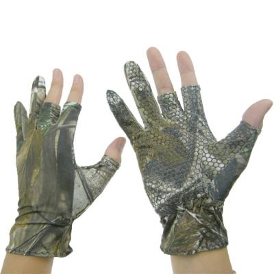 China Bowins Camouflage Hunting Soft Anti-Slip Glove With 3 Low Fingers for sale