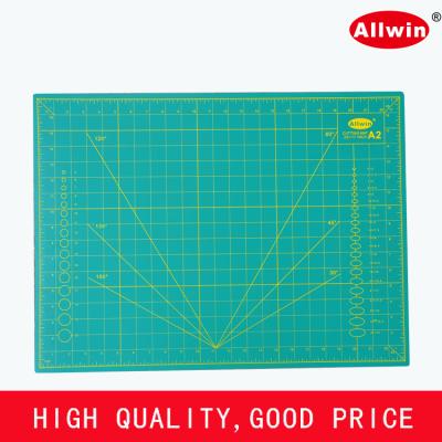 China Professional pvc craft cutting mat factory produce good price self healing a2 layer cutting mat 5 or 3 layer pvc cutting mat for sale