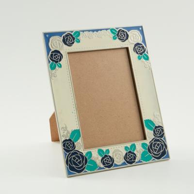 China Soft Enamel Metal Flower Metal Photo Frame For Sale for sale