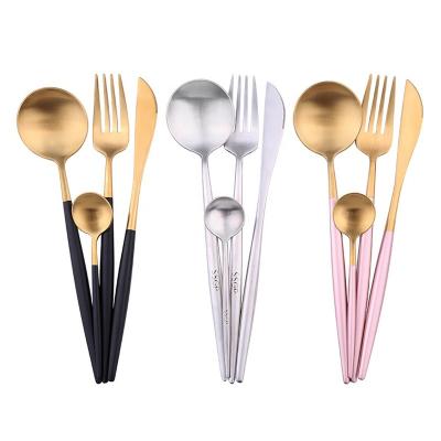 China Matte Golden Rose Gold Plated Cutlery Set Viable Royal Western Luxury Edible Flatware for sale