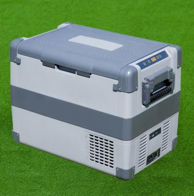 China Low Voltage Protection Compact 60L Liter Capacity Freezer 12V 24V CE Rohs for sale