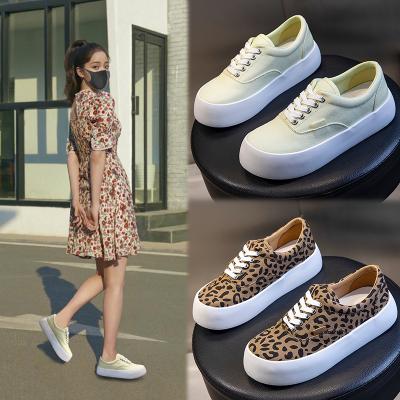 China Women Slip On Canvas Shoes 2021 Summer New Women's Shoes Breathable Flat Women Casual Single Ladies Shoes for sale