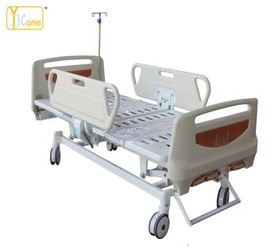 China Hospital Metal Bed With Aluminum Alloy Siderail And 3 Wheels Crank Manual for sale