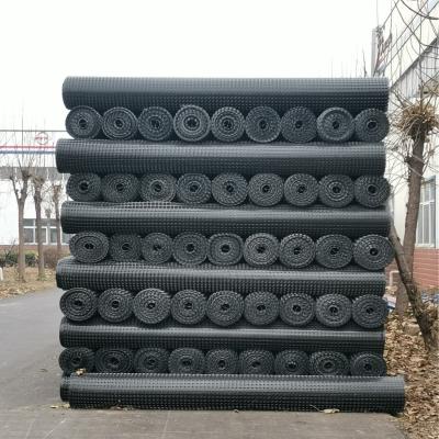 China Roadbed Plastic Geogrid Mesh Pavement Base 100-200 Mpa Tension Resistant for sale