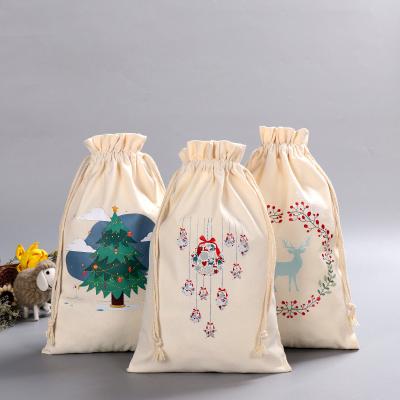 China Eco-friendly 100% Cotton Muslin Drawstring Bag Eco Friendly Christmas Cotton Bag Gift With Drawstring For Party Favor for sale